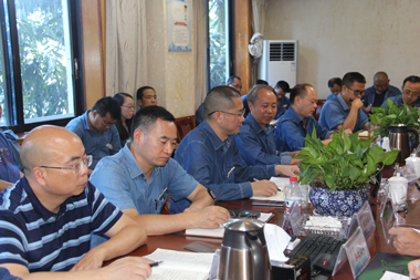 火博体育股份公司党委中心组学习002.jpg