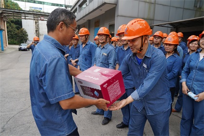 宁忠培送清凉 (1).JPG
