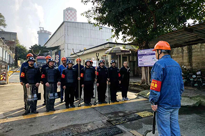 火博体育股份公司开展反恐防暴实战演练