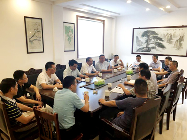 火博体育股份公司总经理赵永清带队走访华东市场并慰问九禾江津复肥基地员工