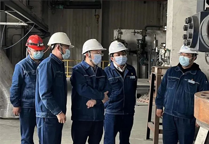 火博体育集团公司常务副总经理傅利才一行莅临和宁公司检查调研
